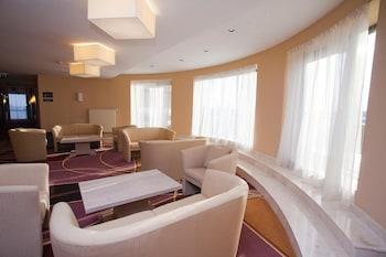 Mari Vila Hotel Boekarest Buitenkant foto